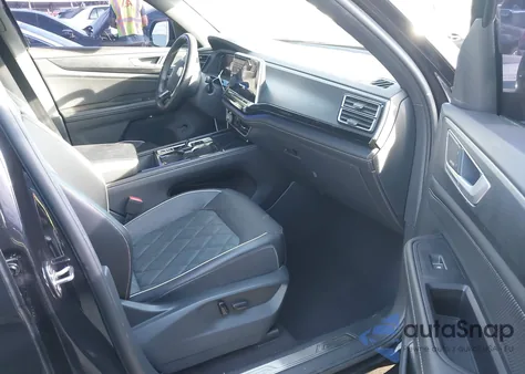 2024 Volkswagen Atlas Cross Sport 2.0T Sel Premium R-Line z USA, uszkodzony, nr VIN 1V2FE2CA5RC229067